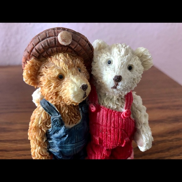 Set of Three Adorable Bear Figurines - Picture 8 of 9